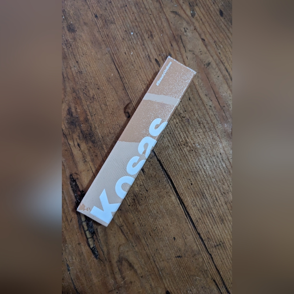 Kosas Revealer Tone 06